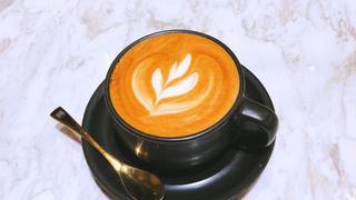 Flat White: el café de moda que acaba con la depresión y te hace estar de mejor humor