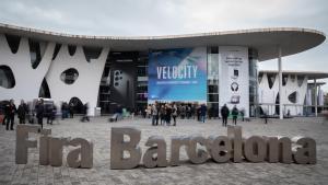 Archivo - Letras en las que se lee: Fira Barcelona, en una de las entradas del Mobile World Congress (MWC) 2023, a 28 de febrero de 2023, en LHospitalet de Llobregat, Barcelona, Catalunya (España).