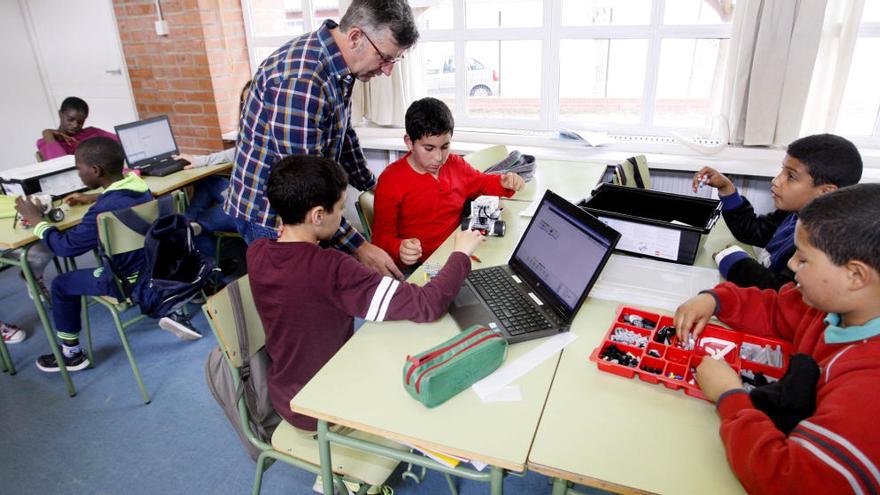 Ensenyament obre la borsa d&#039;interins per a substitucions durant el curs