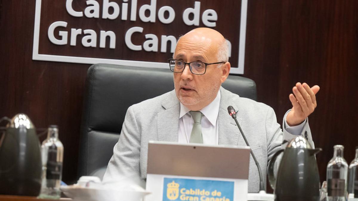 El Cabildo reclama al Gobierno canario que frene las granjas marinas en La Aldea y Artenara