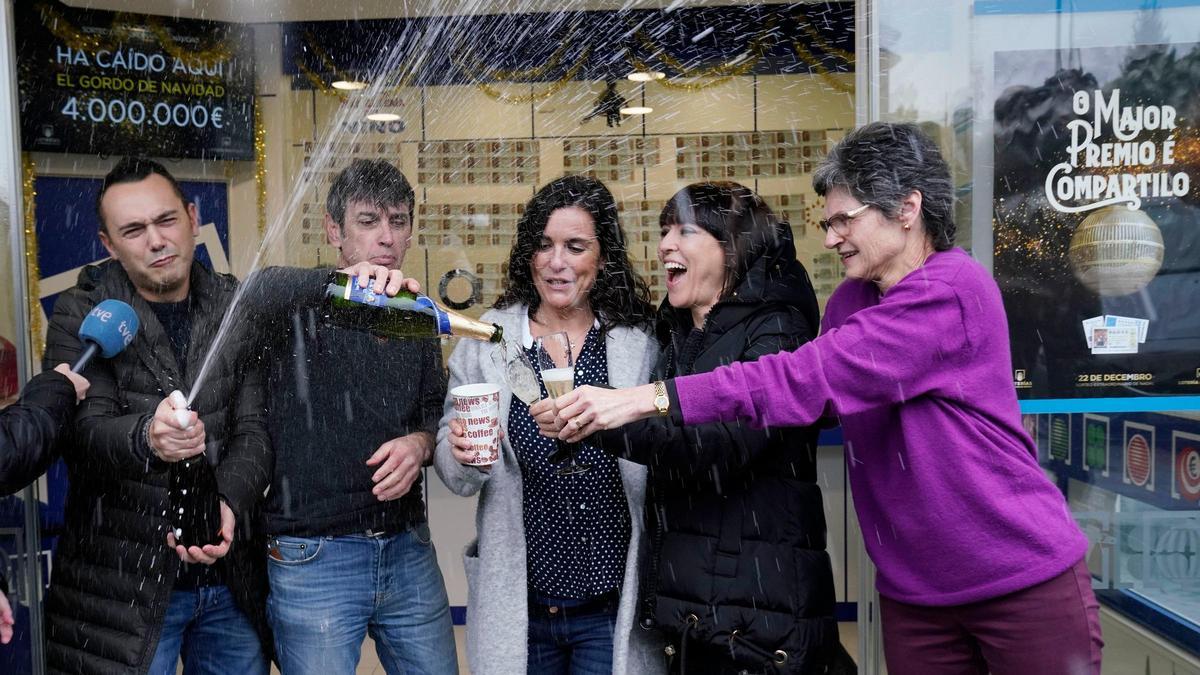 Celebración en Teo (A Coruña) del Gordo de 2018