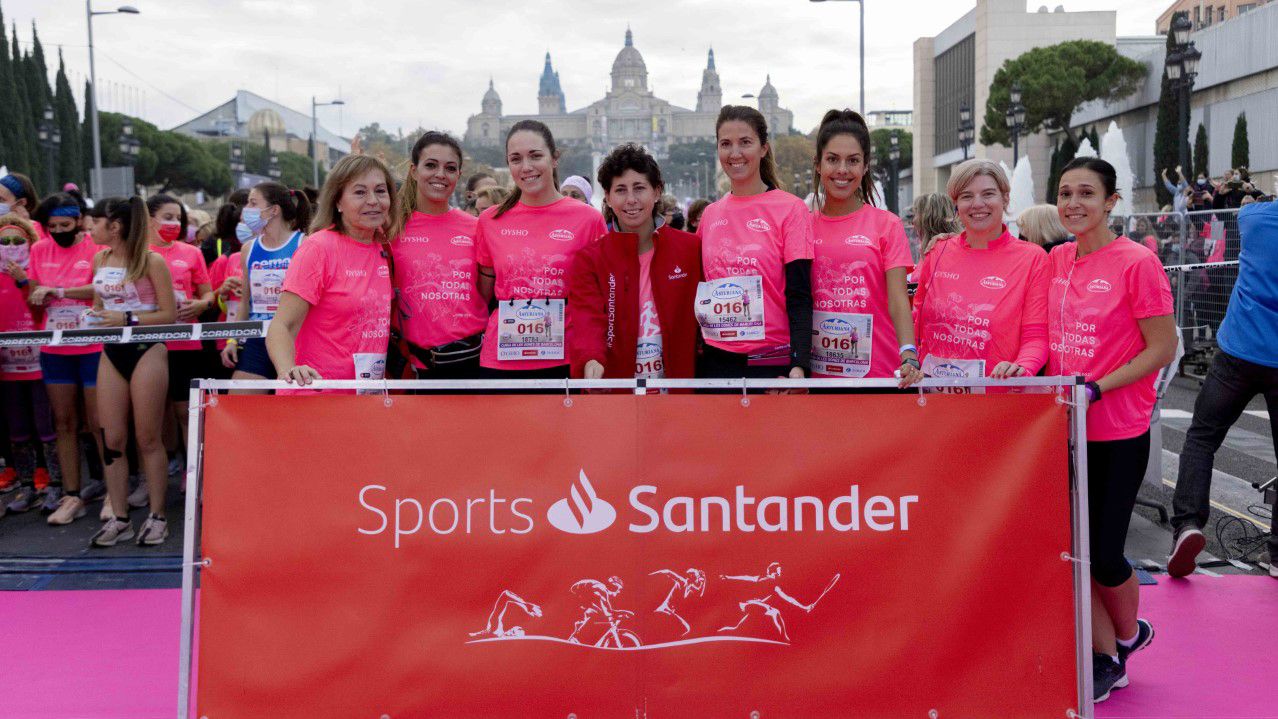 Carla Suárez corrió la Cursa de la Dona 2021 con Banco Santander