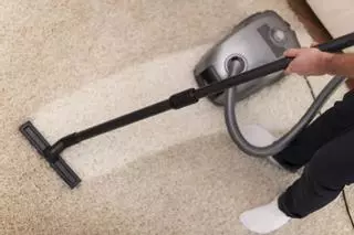 Cómo limpiar las alfombras de casa: mantenimiento, manchas y limpieza en profundidad