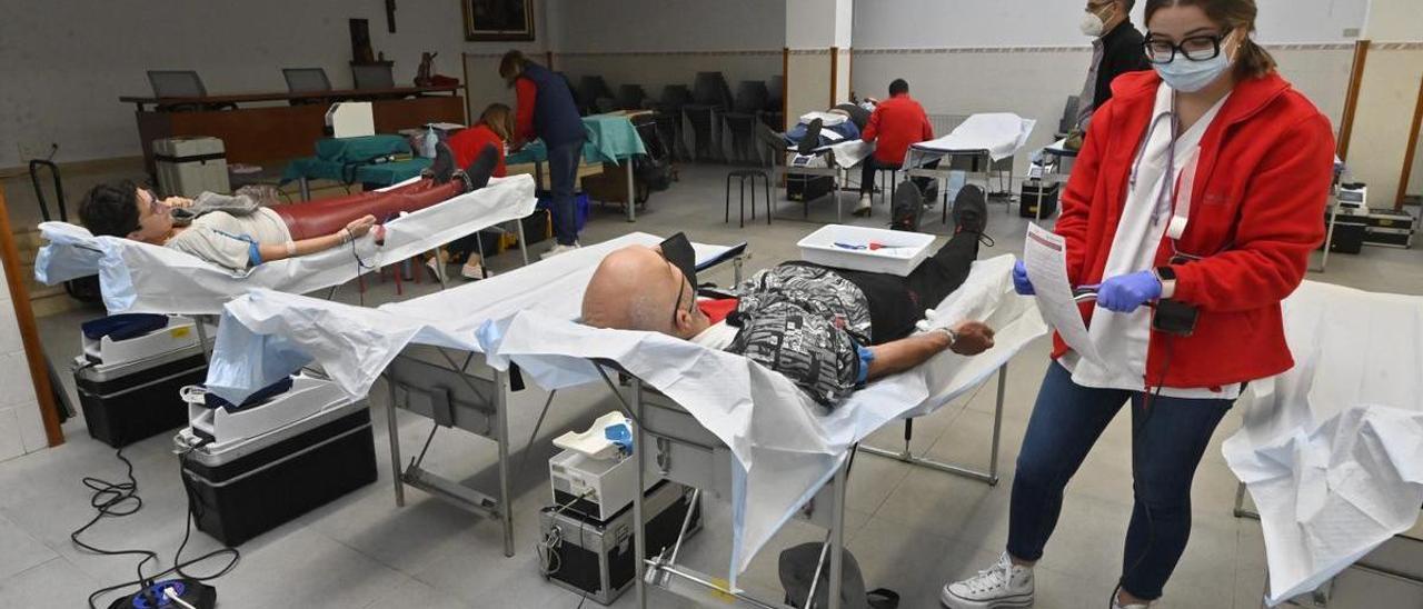 A lo largo de toda la mañana de ayer más de 40 personas se acercaron a donar sangre