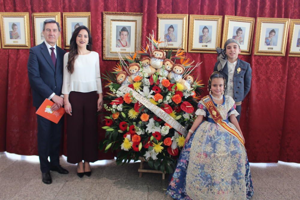 La "mini alfombra roja" de la exaltación de la fallera mayor infantil 2020