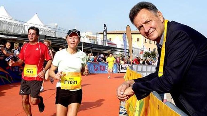 Der Tui-Marathon ist so etwas wie sein Baby: Ex-Tui-Chef Michael Frenzel in Palma