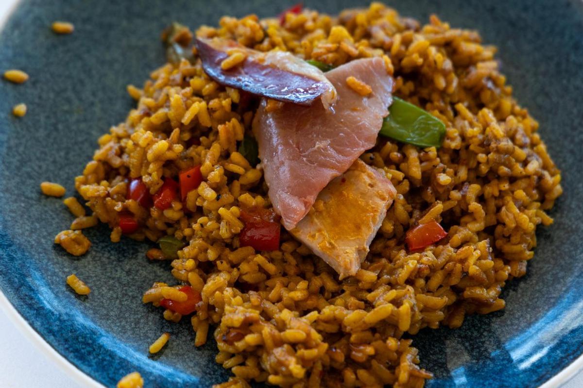 Arroz de atún rojo y jamón de pato.