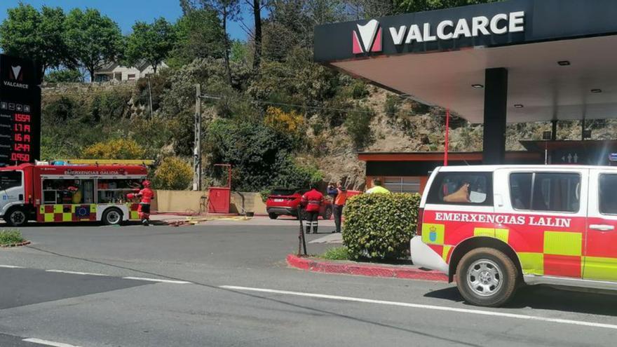 Emerxencias de Lalín organiza un simulacro de incendio en una estación de servicio de Rodeiro
