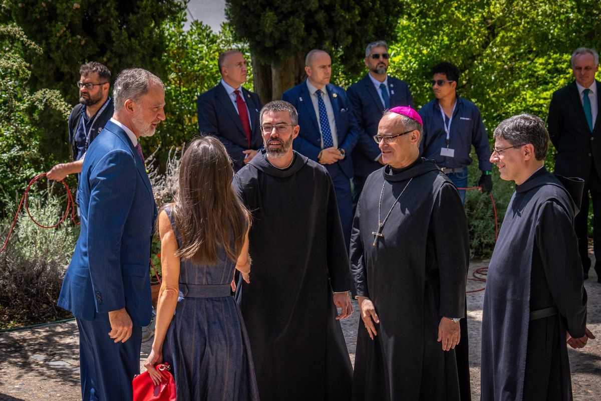 Los reyes Felipe y Letizia visitan Montserrat