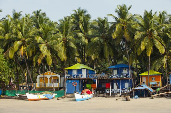 Barcos de pesca en la playa de Palolem Goa, India