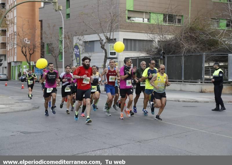 Atletas en el IX Marató BP de Castellón