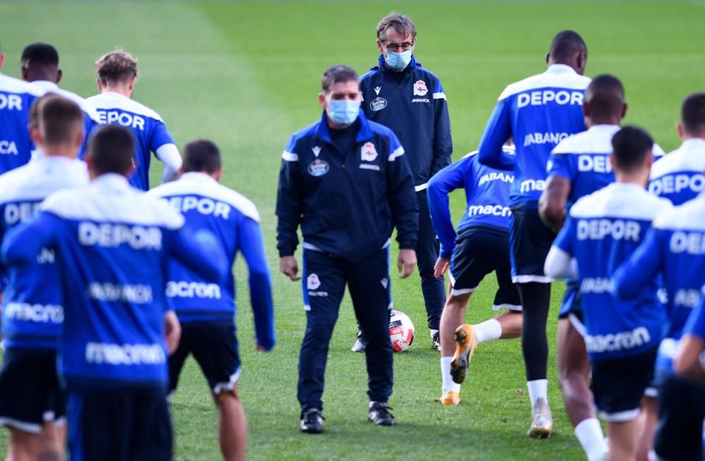 Sesión a puerta cerrada en Riazor