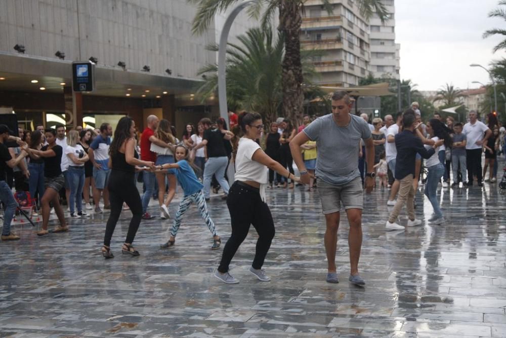 Taller de salsa en la Feria de Murcia