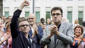 Josep Maria Jové y Lluís Salvadó a las puertas de la Ciutat de la Justicia el 22 de septiembre del 2017.