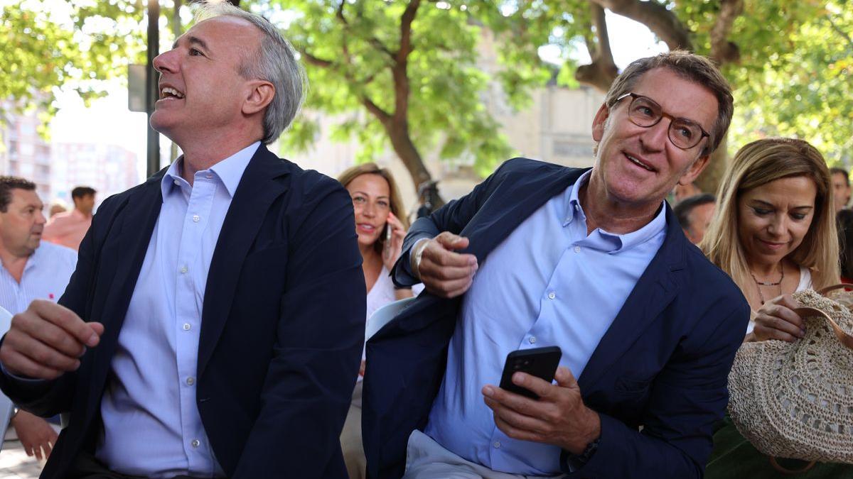 Feijóo junto a Jorge Azcón en un acto sobre Educación en Zaragoza.