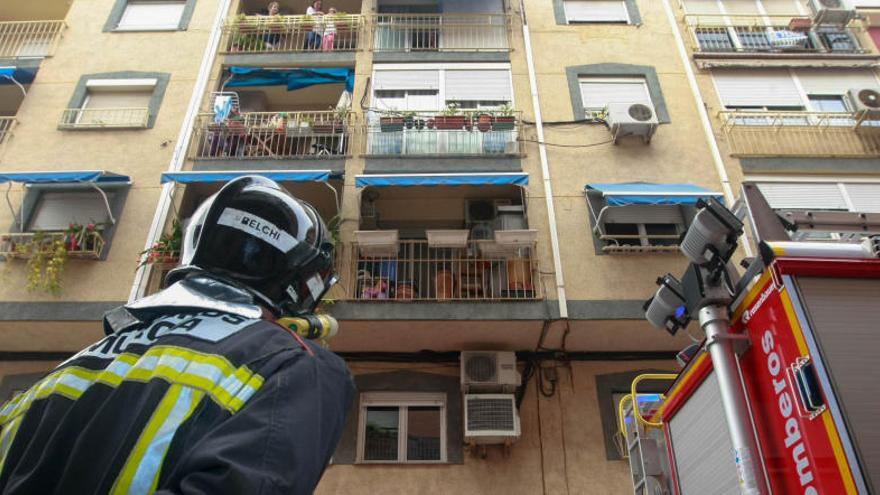 Los Bomberos en el lugar del suceso