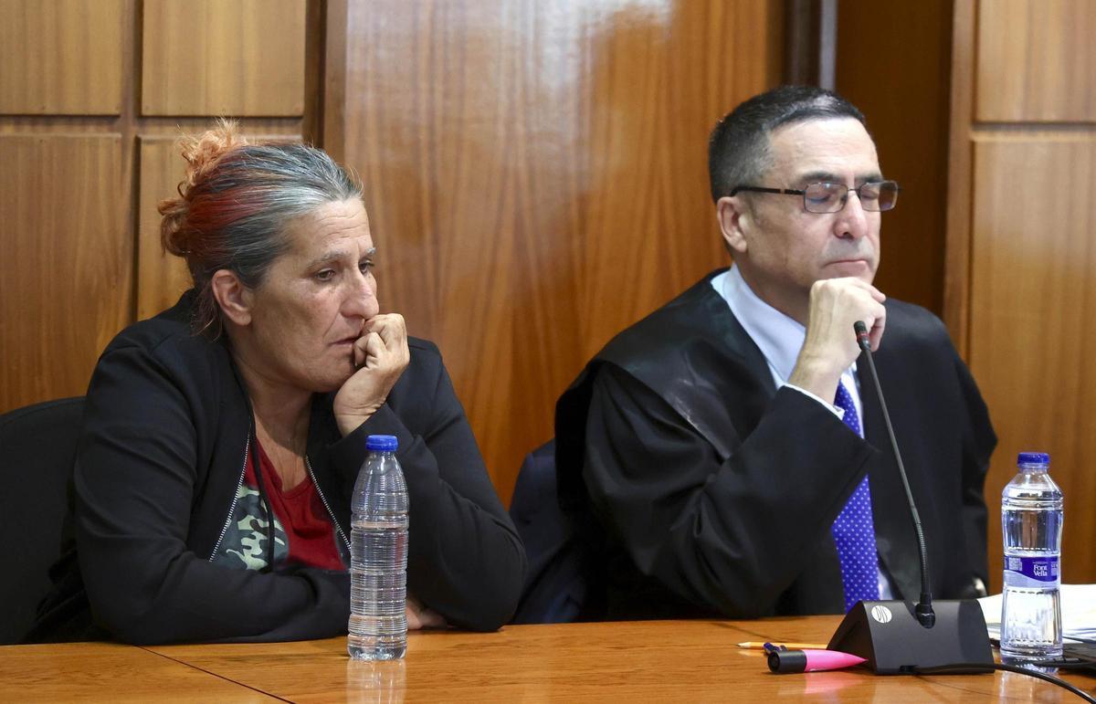 Ana S.M. ha proclamado su inocencia en la Audiencia de Murcia y ha asegurado que solo era vecina del presunto autor material