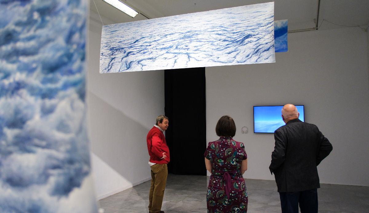 La muestra 'Horizontes' se completa con un vídeo grabado por la propia López a bordo de un avión.