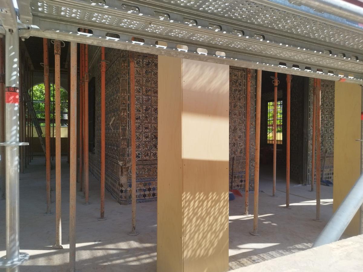 Las obras de restauración del Cenador de Carlos V, en imágenes