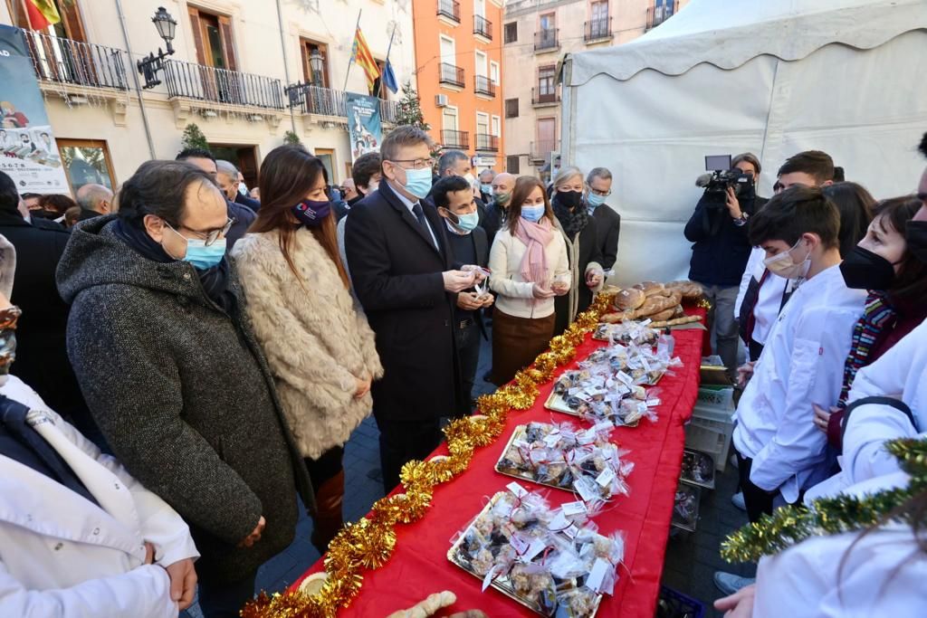 Ximo Puig reivindica la labor de los turroneros de Xixona