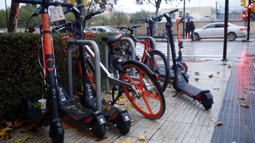 Uno de cada cinco usuarios del patinete en Zaragoza aparca mal