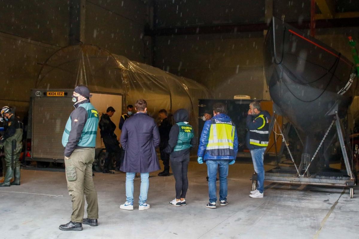 A la caza de narcos en las Rías Baixas.