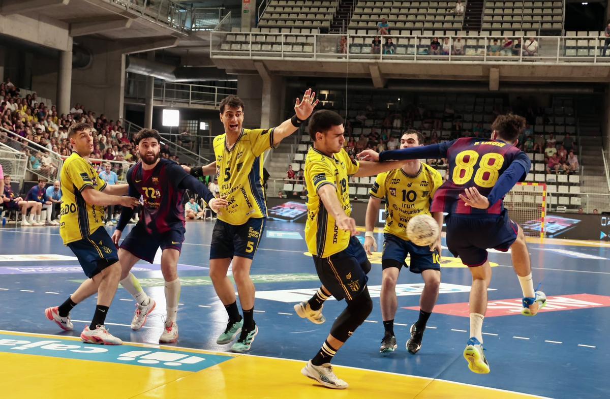 Estas son las imágenes de la final de la Copa del Rey de Balonmano en Alicante