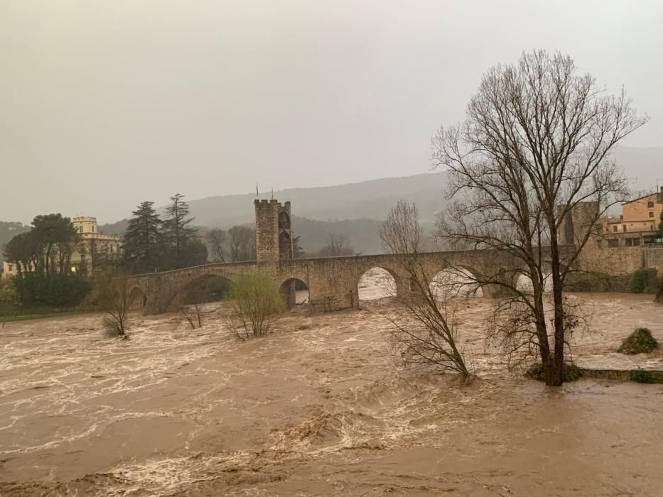 Rius sobrepassats a les comarques de Girona i l'Estany de Banyoles desbordat