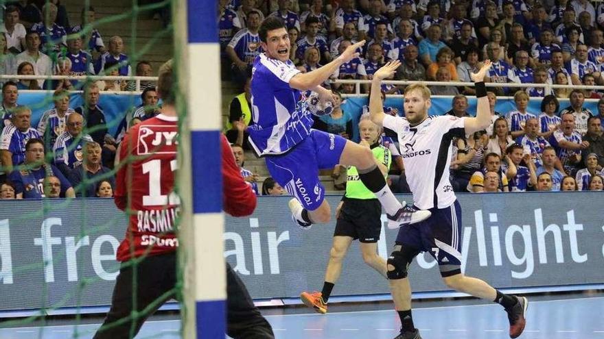 Pedro Rodríguez, durante un partido con el Pick Szeged.