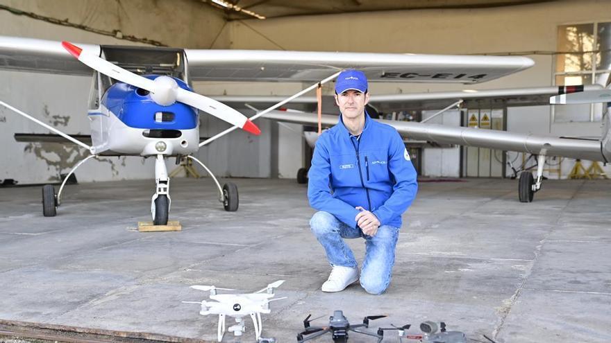 Manuel Martinavarro, instructor de drones en el aeroclub de Castellón