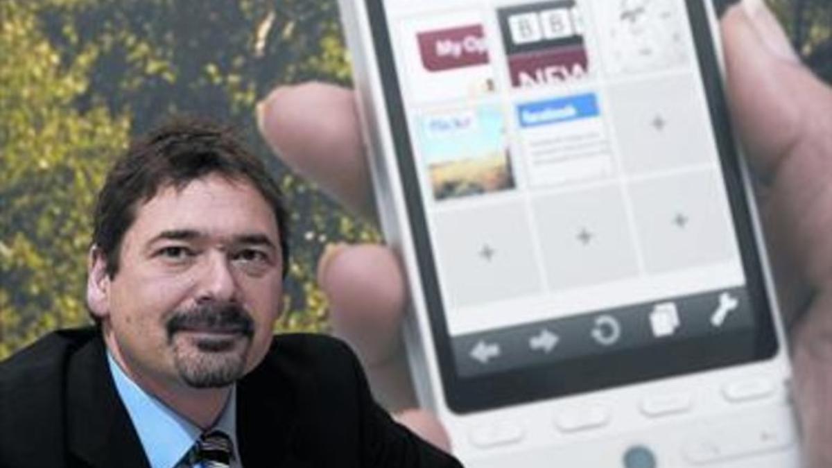 Jon von Tetzhner: «Internet es tan importante que debe ser accesible ...