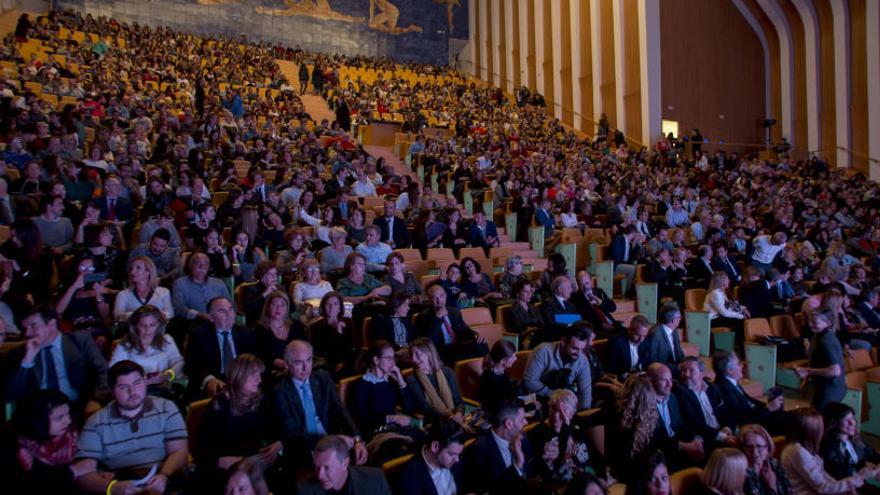 Levante TV emite mañana sábado la gran gala de la Casa Caridad