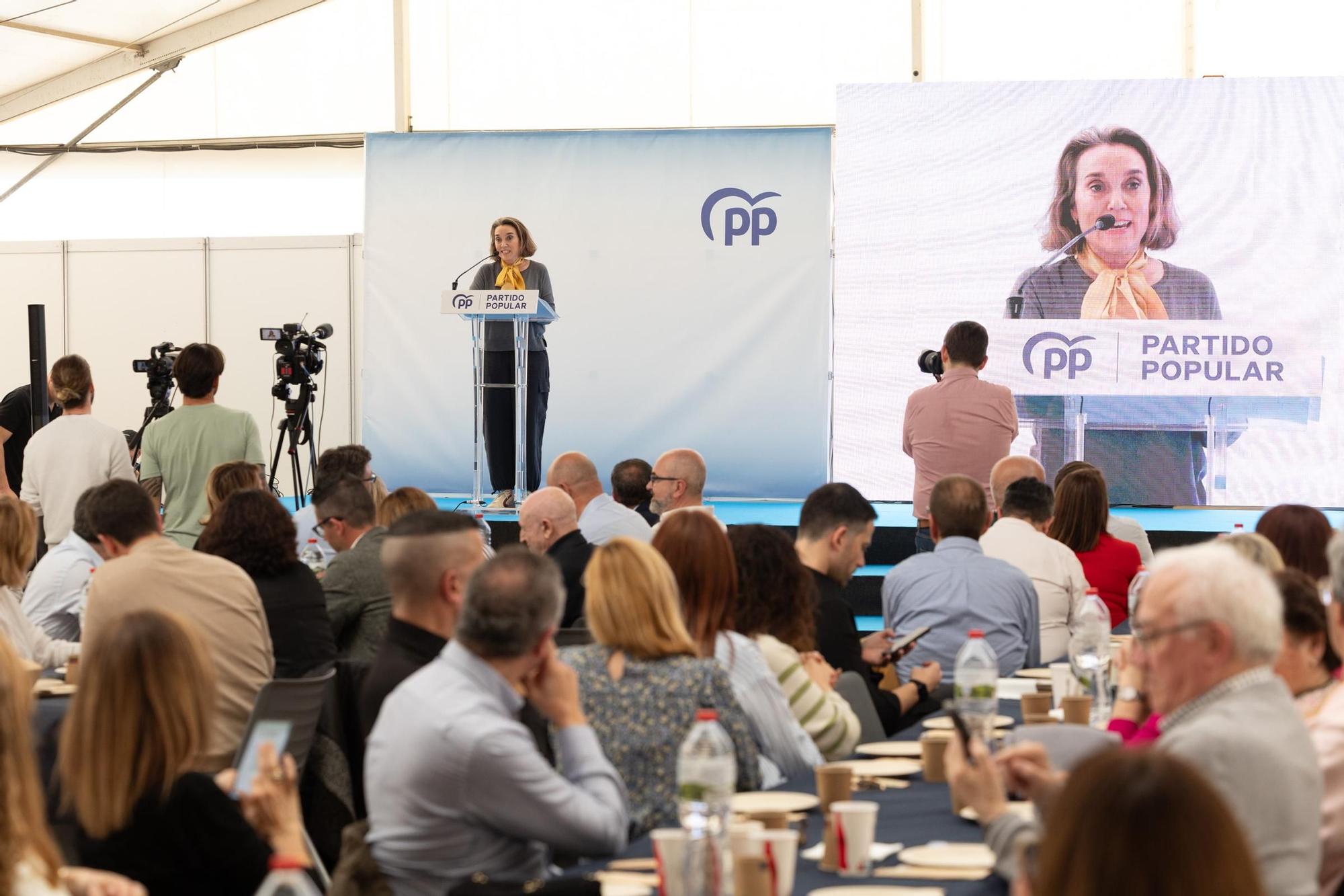 Cuca Gamarra en una acto del PP Ibiza