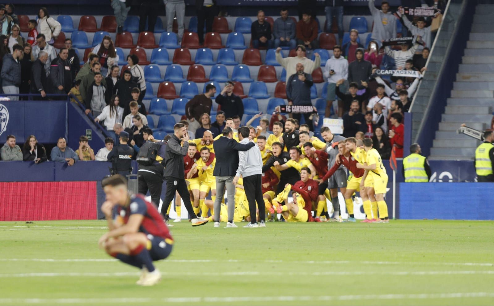 La victoria del FC Cartagena en la casa del Levante, en imágenes