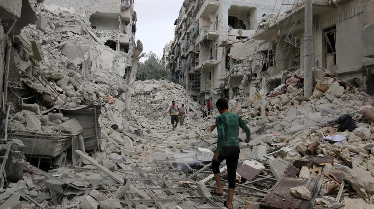 mbenach35647618 people inspect a damaged site after airstrikes on the rebel 160923194242 mbenach35647618 people inspect a damaged site after airstrikes on the rebel 160923194242