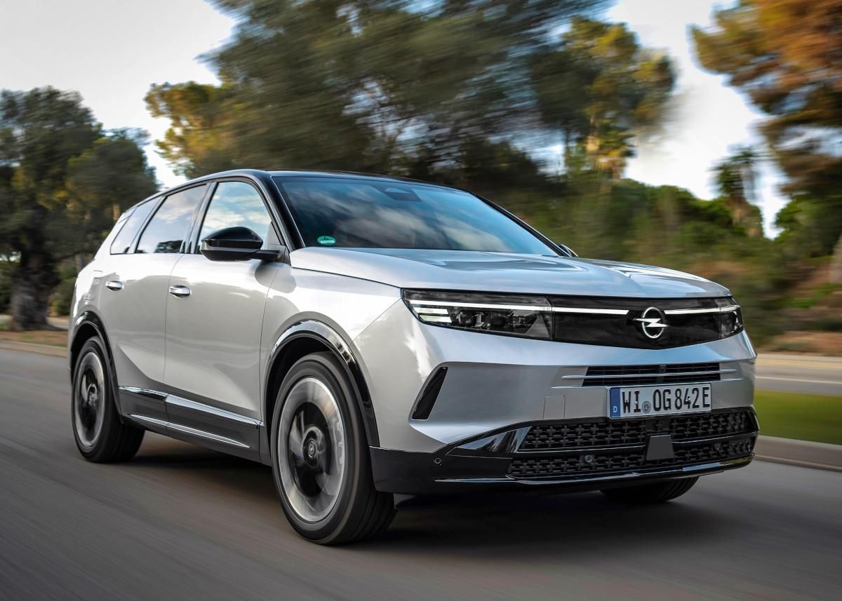 Opel Grandland Hybrid