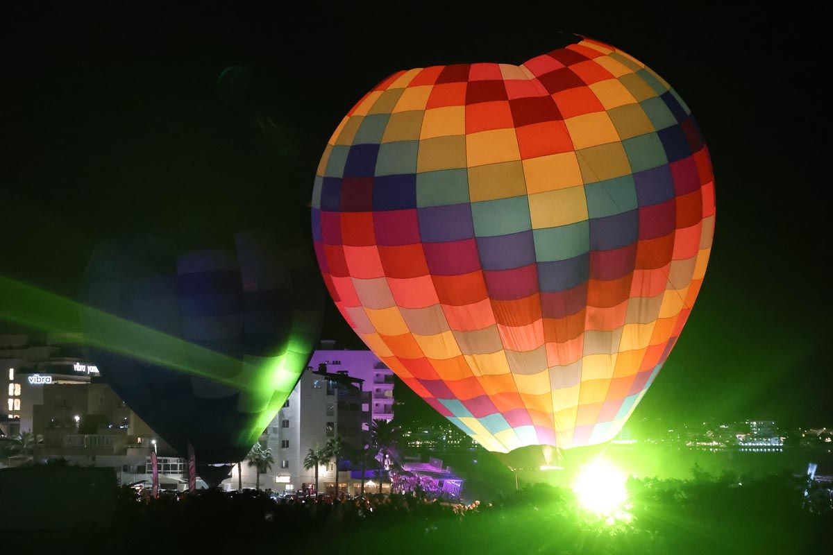 Todas las imágenes del festival de globos aerostáticos en Ibiza