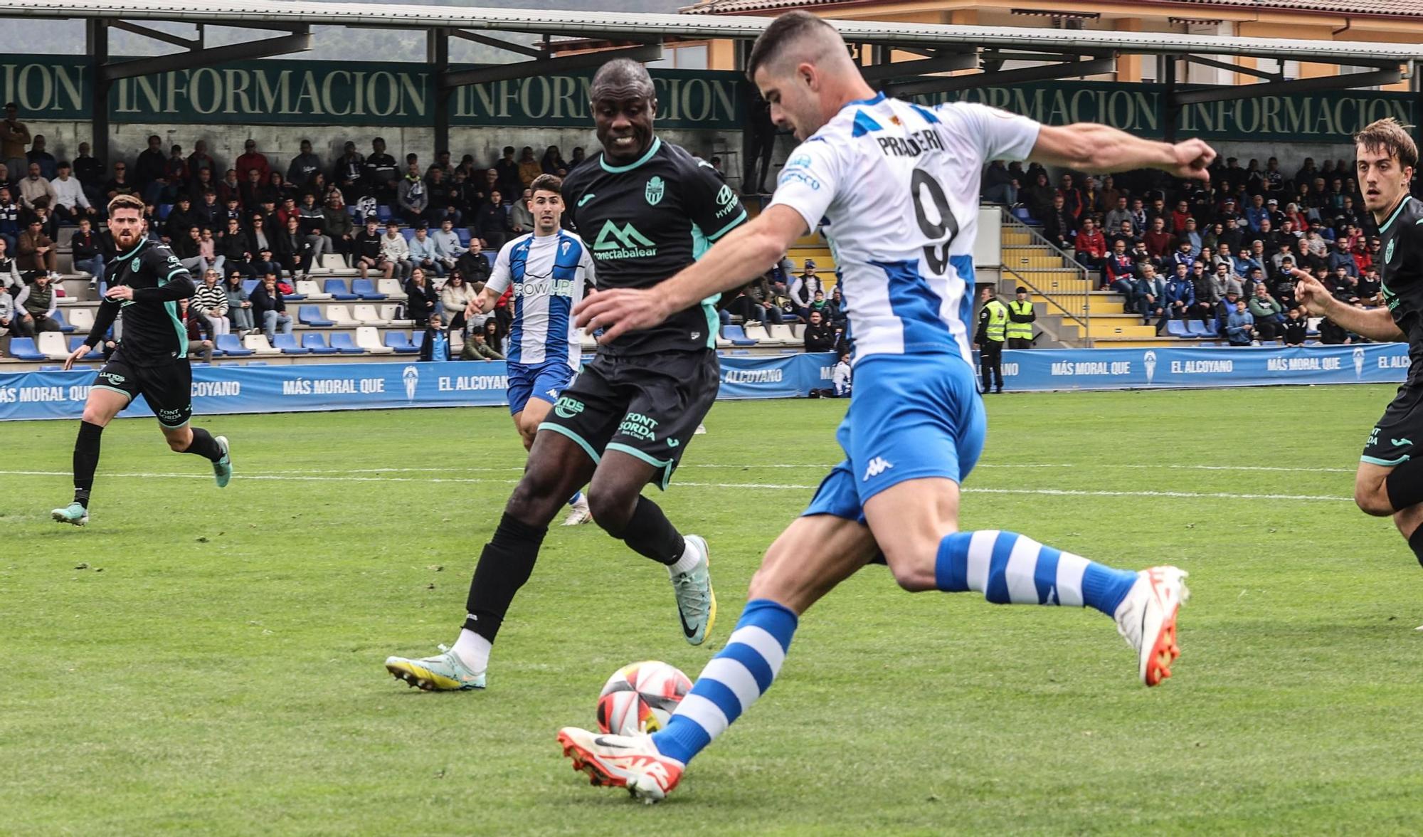 El Alcoyano suma un punto ante el Atlético Baleares