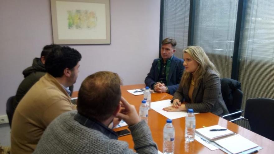 La reunión celebrada hoy en El Entrego