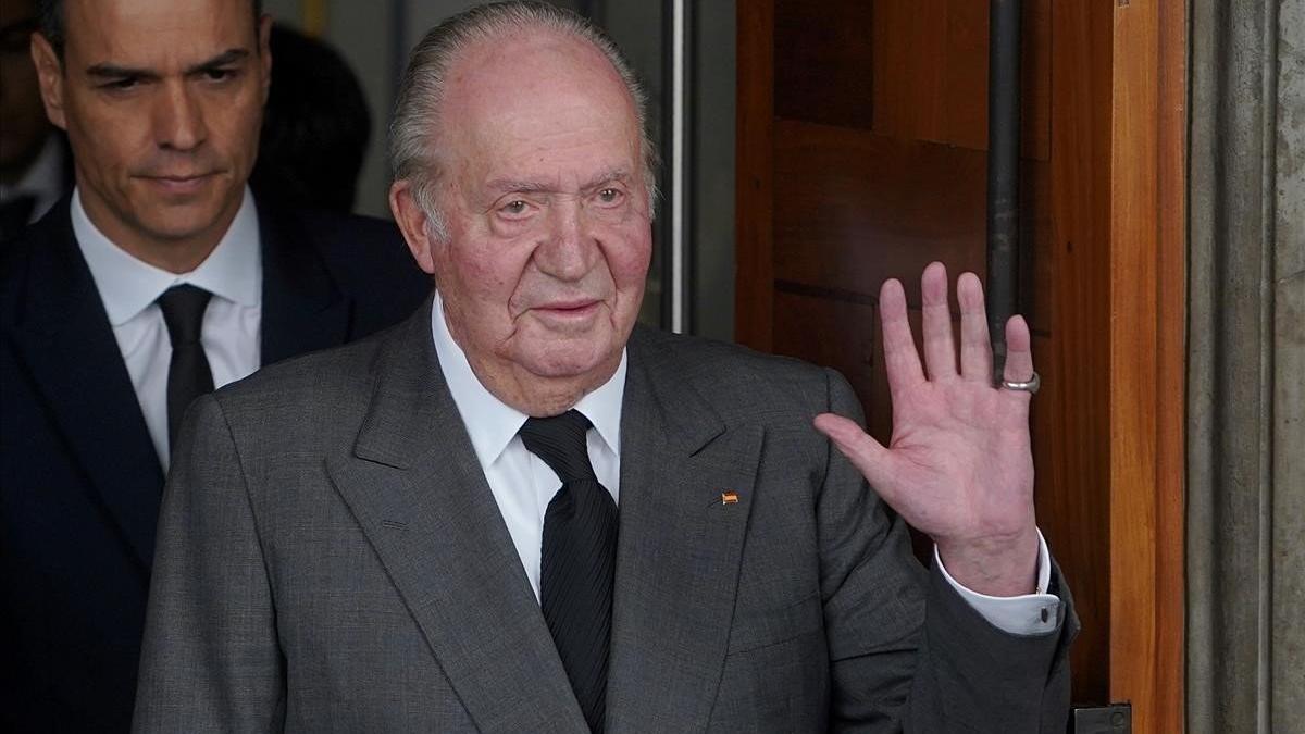 El rey Juan Carlos abandonará totalmente la vida pública