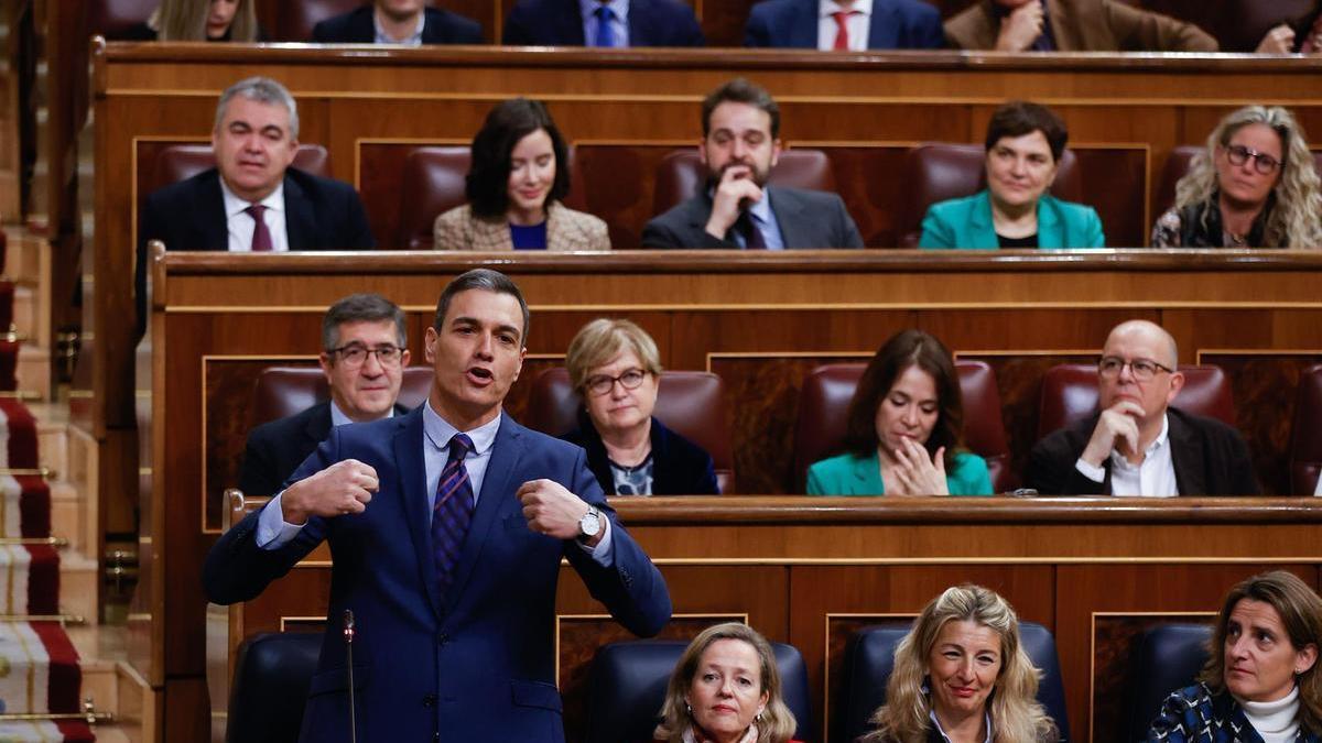 El presidente del Gobierno, Pedro Sánchez, interviene durante la sesión de control celebrada el 21 de diciembre de 2022 en el Congreso de los Diputados.