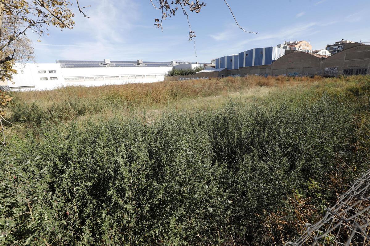 Otro de los solares que BSH ha comprado en Zaragoza para ampliar la fábrica de Montañana.