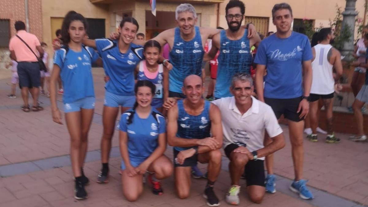 Equipo del Benavente Atletismo en la séptima edición del “Cross de los Valles”. | Cedida