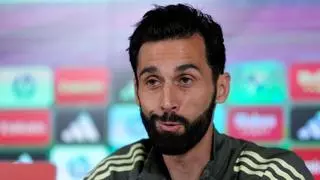 Arbeloa no se pone "ningún plazo" con Courtois y avisa a Bellingham y Mbappé: "Aquí atacamos todos y defendemos todos"