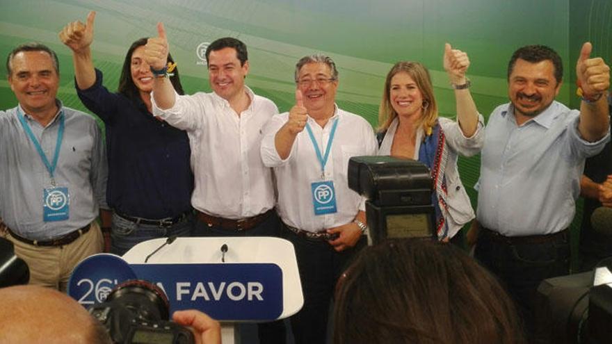 Juanma Moreno celebra los resultados de su partido en Andalucía.