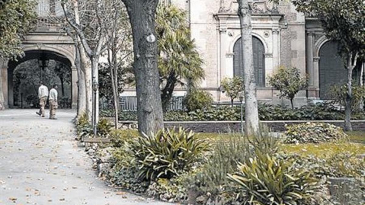 Casa y jardines de Muñoz Ramonet, en Muntaner, 282.