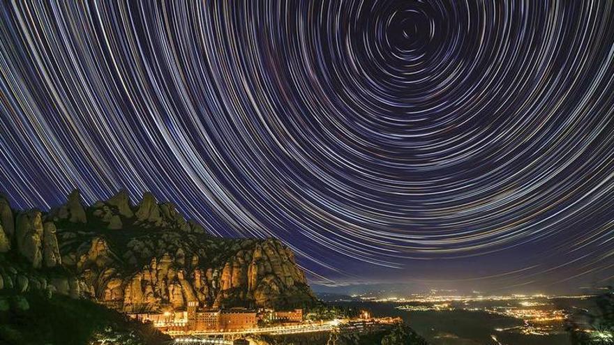 Una fotografia circumpolar a Montserrat  / Xavier Prat