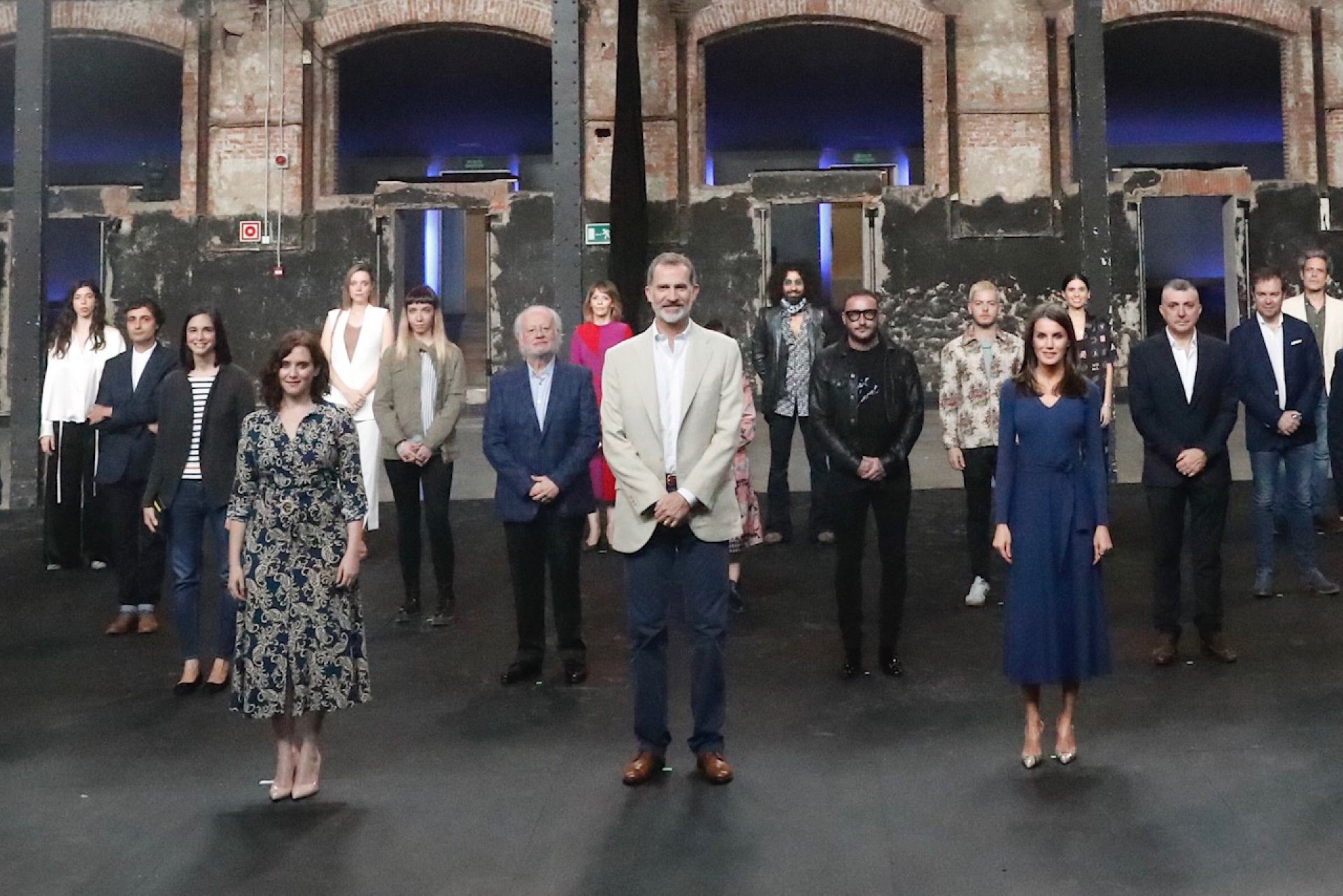 LOS REYES VISITAN EL MATADERO DE MADRID CON REPRESENTANTES DE LA CULTURA Y RINDEN HOMENAJE A PAU DONES Y ROSA MARIA SARDÃ