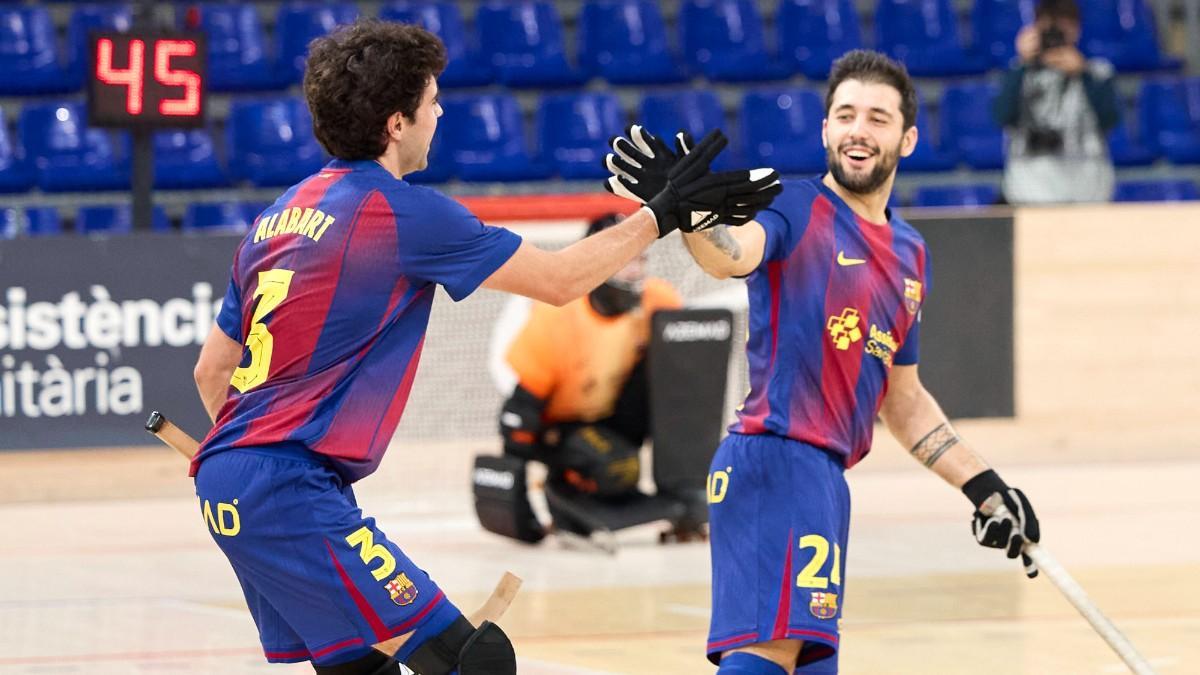 Alabart y Ferran Font celebran un gol