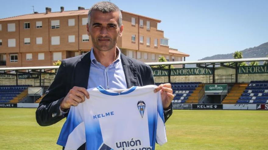 Vicente Parras contará con el cuerpo técnico que tenía en el Ontinyent